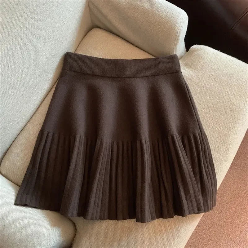 Pleated Knitted Mini Skirt