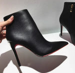 Turtle Patterned Slim Heel Boots