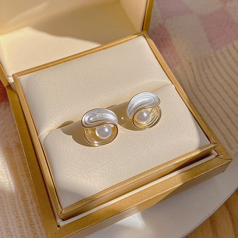 Women's Starry Sky Quicksand Design Elegant High-grade Earrings
