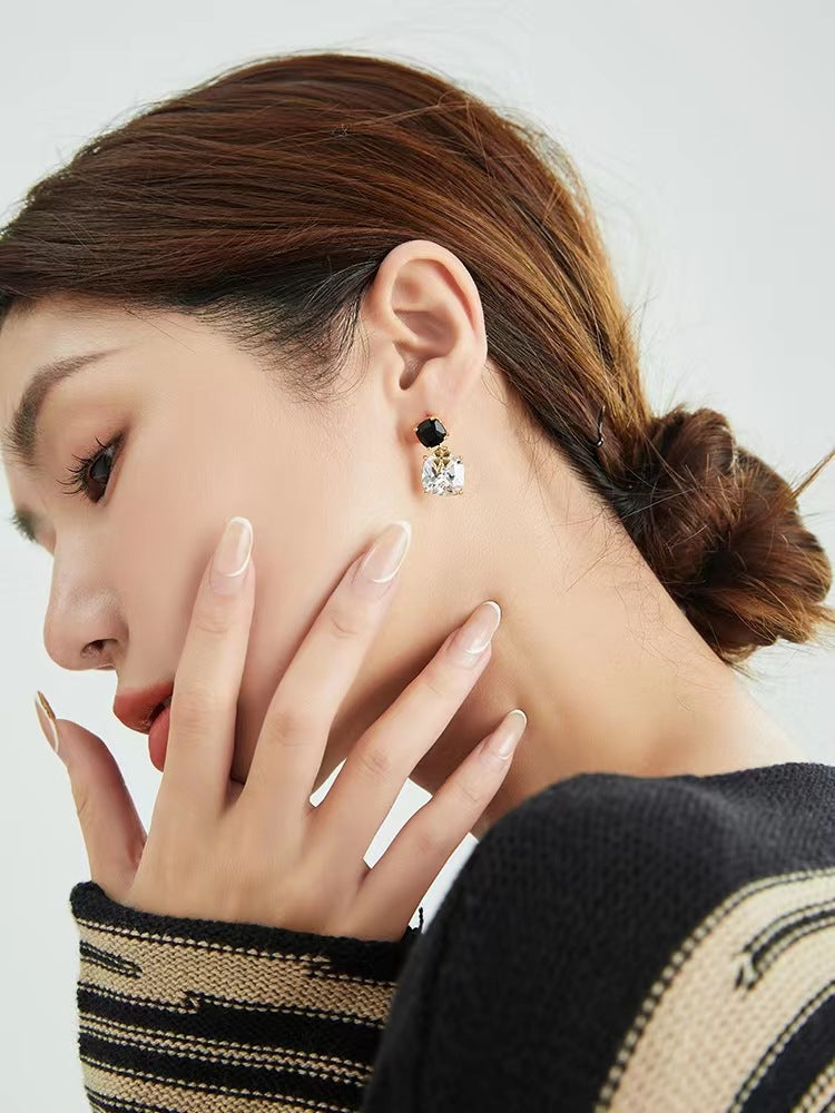 Advanced Sense Temperamental Earrings Retro Stud Earrings
