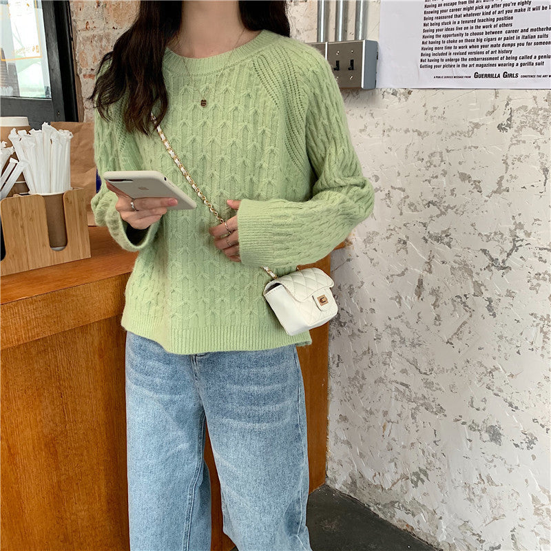 Pullover solid color sweater