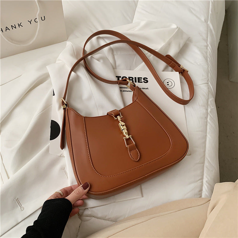 Women's Retro Buckle Leather Single Shoulder Bag